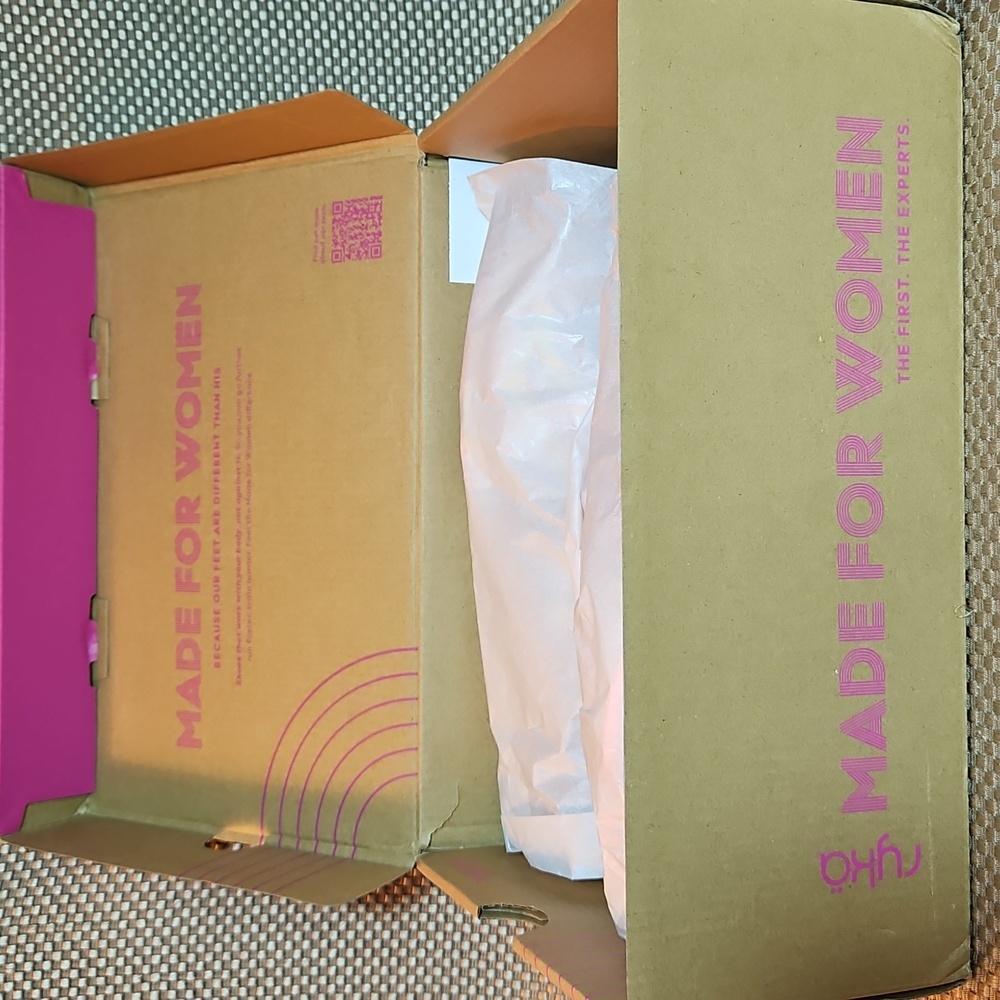 Ryka Devo Plus 3 Sneakers Dusty Peach 8M New in Box - Picture 8 of 9